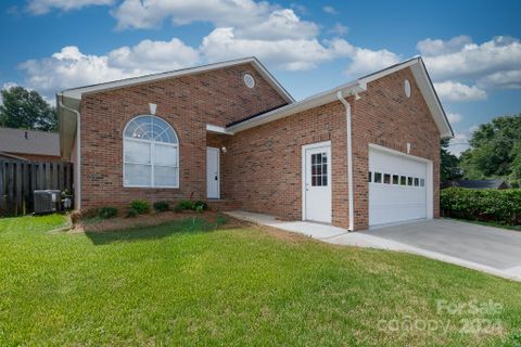 1804 Charter Drive sold home in Ravencroft, Rock Hill, SC