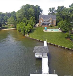 8142 Bay Pointe Drive