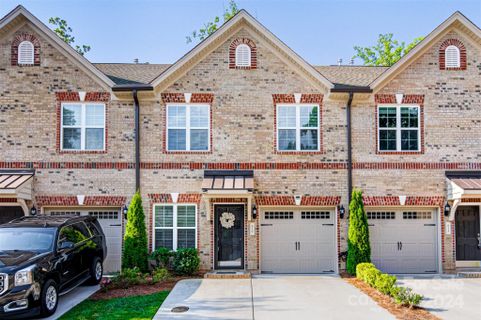 819 Silver Leaf Drive sold home in Wyngate Village, Winston Salem, NC