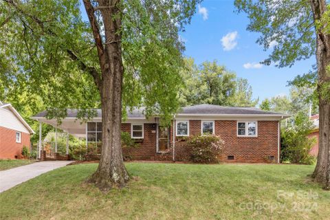 701 Seneca Place