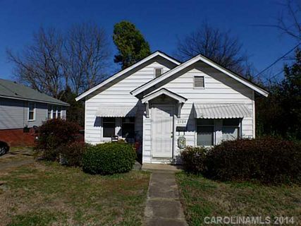 2504 Tuckaseegee Road