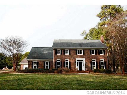 121 Lynn Cove Lane