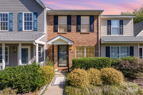 8202 Golf Ridge Drive sold home in Crestview II, Charlotte, NC
