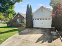 9928 Highlands Crossing Drive sold home in Charlotte, SC