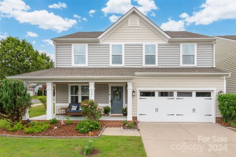 2001 Silverwood Drive