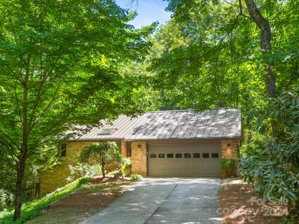 7 Hunters Ridge Drive sold home in Laurel Creek, Asheville, NC