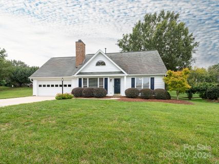 3909 Summerhill Court sold home in Rosewood, Concord, NC