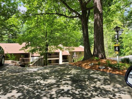 435 Overlook Road sold home in Hilltop, Sapphire, NC