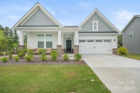 1301 Black Walnut Street
