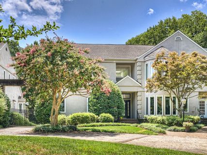 605 Hermitage Court