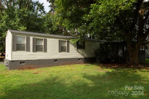 150 Swink Avenue sold home in Midway Pines, Salisbury, NC