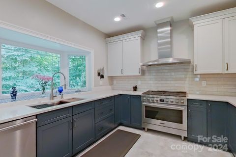 13712 Bluffton Court