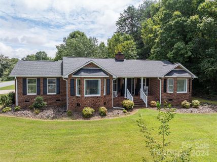 100 Spindle Drive sold home in Carolina Terraces, Maiden, NC