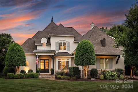 137 Cape Cod Way