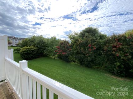 10217 Garrett Grigg Road sold home in Mallard Glen Village, Charlotte, NC