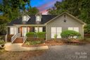 6915 Live Oaks Lane sold home in Waxhaw, SC