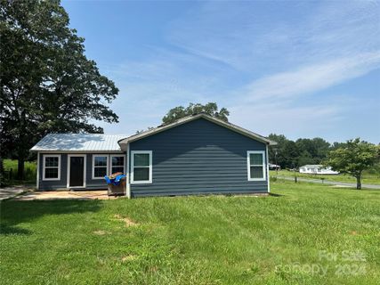 Previously sold for $403,000