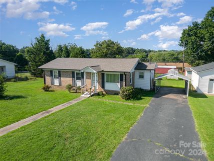 3035 Wendover Road sold home in Springdale, Concord, NC