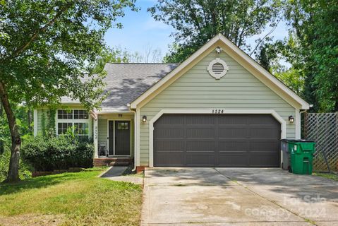 8524 Woodford Bridge Drive