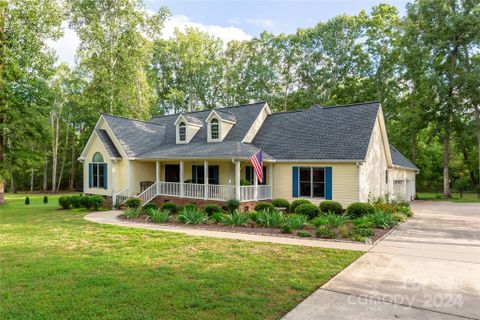 812 Sanside Drive sold home in Stornoway, York, SC