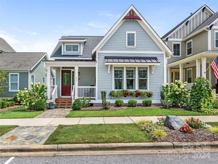 917 Herrons Ferry Road
