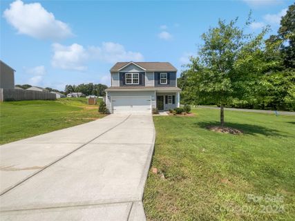 209 Churchill Drive sold home in Churchill Pointe, Kings Mountain, NC