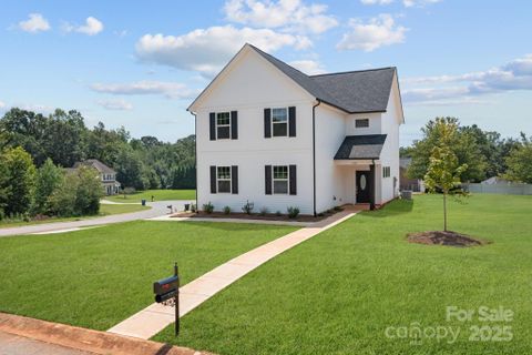 103 Dublin Court sold home in The Landings, Statesville, NC