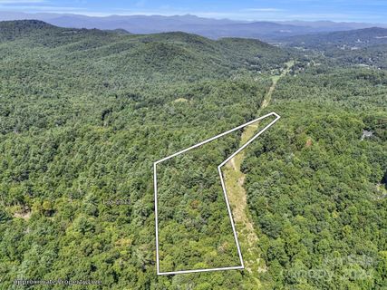Homes in Kanuga Ridge, Hendersonville
