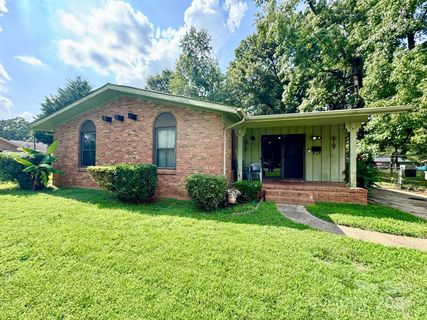 738 Vickery Drive sold home in Green Meadows, Charlotte, NC