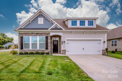 103 Cup Chase Drive