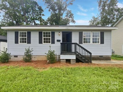 1024 Mcarthur Avenue sold home in Statesville Avenue Terrace, Charlotte, NC