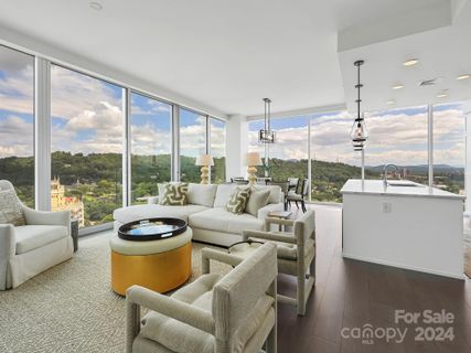 7 Patton Avenue 1702 sold home in Asheville Arras Residence, Asheville, NC