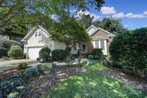 725 Knightswood Road