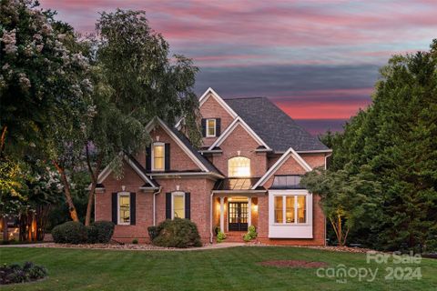 21420 Blakely Shores Drive sold home in Waterford Point, Cornelius, NC