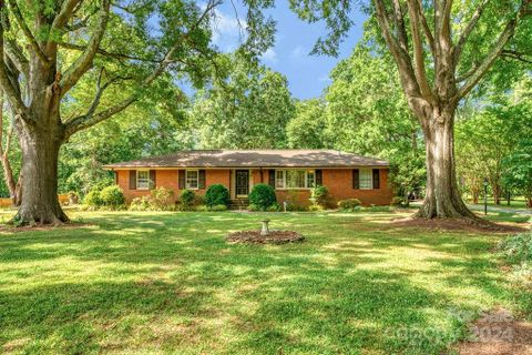 9101 Westminister Drive sold home in Westminster Park, Huntersville, NC