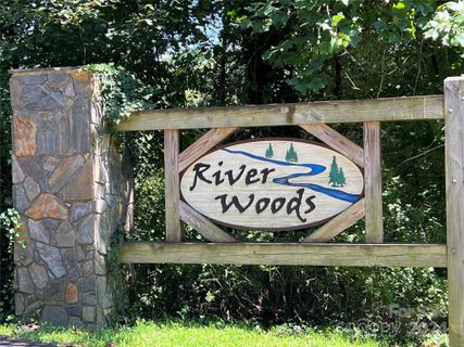 17 Harleys Cove Road active home in River Woods, Waynesville, NC