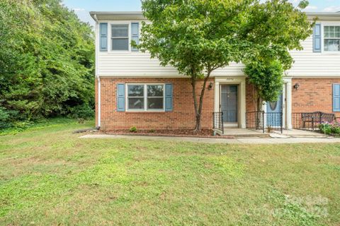 8834 Hunter Ridge Drive