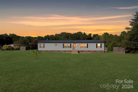 5782 Dachshund Street sold home in Plank Estates, Iron Station, NC