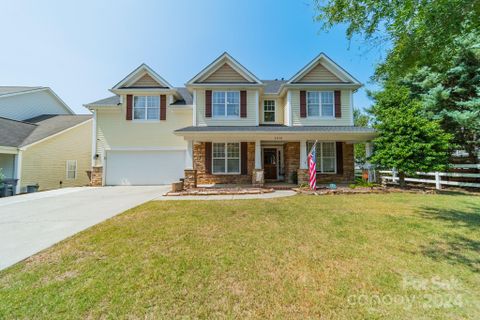 1015 Matilda Lane
