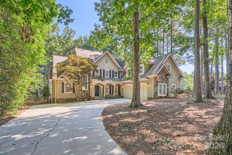 132 High Sail Court sold home in North Shore, Mooresville, NC