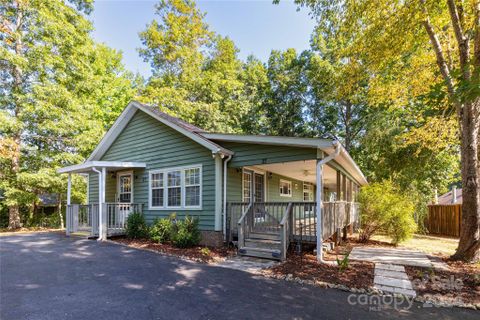 27 Enochs Way sold home in Enochs Way, Fletcher, NC