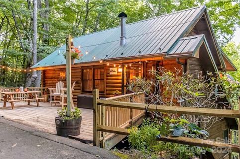 274 Hemlock Road sold home in Mill Ridge, Banner Elk, NC