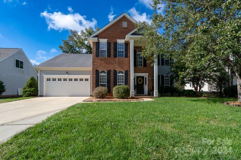 1376 Lloyd Place