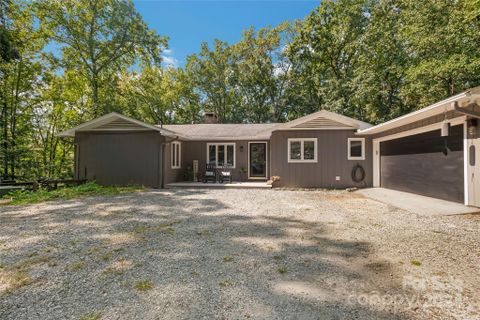 225 Mountain Shadows Lane sold home in Mountain Shadows, Columbus, NC