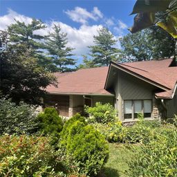 2902 Timber Trail