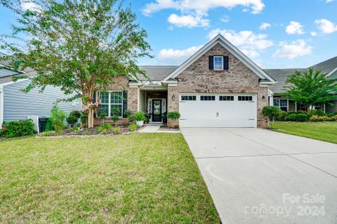 370 Kentmere Lane sold home in Summerhouse at Paddlers Cove, Clover, SC