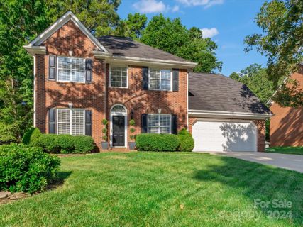 2811 Bathgate Lane