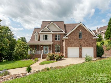 209 Velvet Lane sold home in Brookview Estates, Weaverville, NC