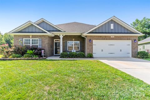 126 Bunker Hill Lane sold home in Fox Den, Statesville, NC