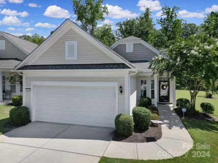 3055 Everett Lane